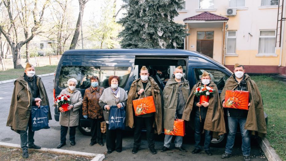 Сотрудники Нововоронежской АЭС поздравили ветеранов в канун 75-летия Победы
