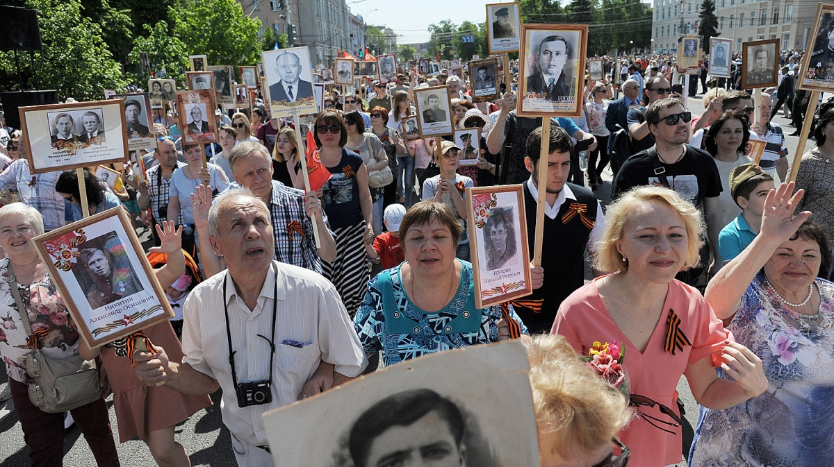 Бессмертный полк воронеж фото