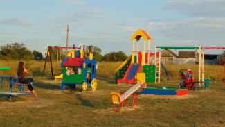 Детская площадка впервые появилась в таловском поселке Козловский