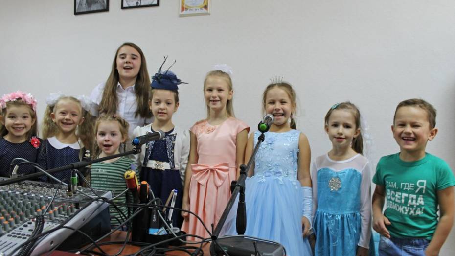 В Лисках появился детский театр песни