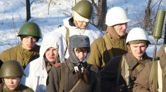 В Хохольском районе к 75-летию Победы стартовала фотоэстафета «Шаг в прошлое» 