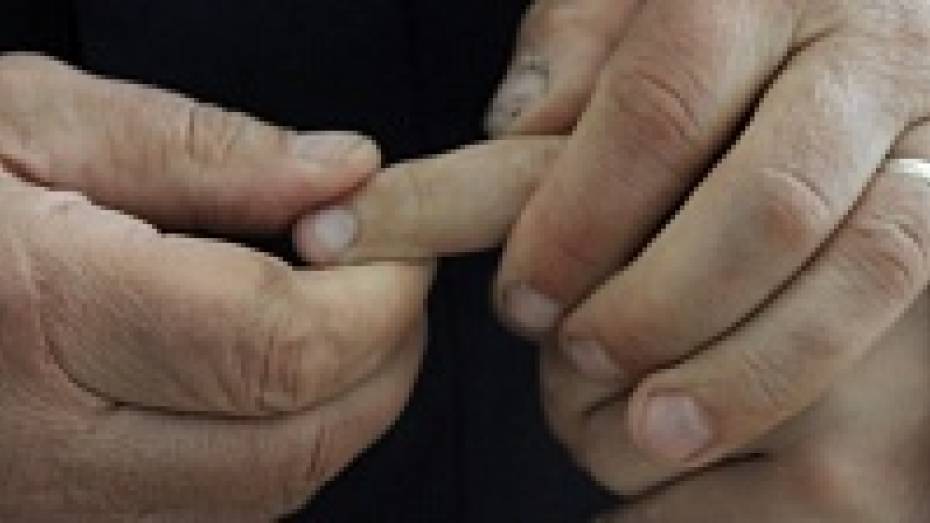 В Воронеже под суд пойдет отец, сломавший сыновьям руки