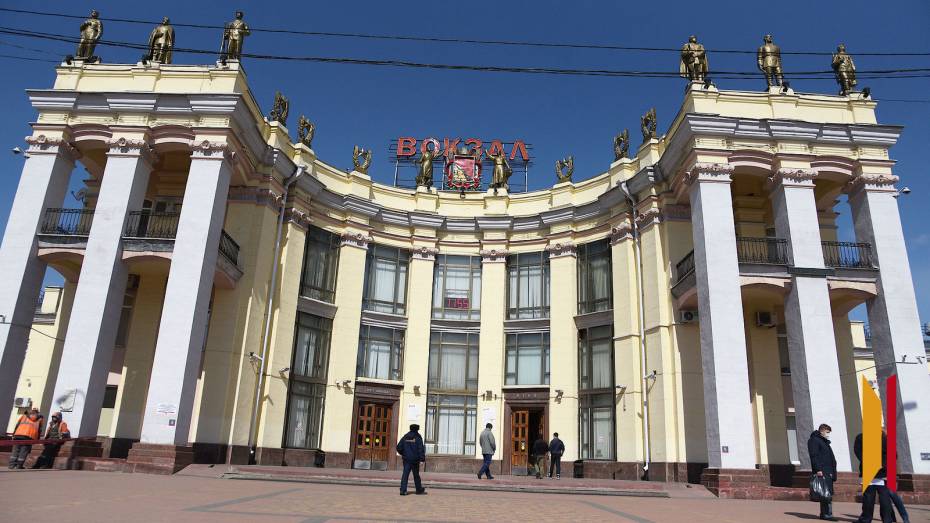 На железнодорожном вокзале Воронеж-1 открылась автопарковка