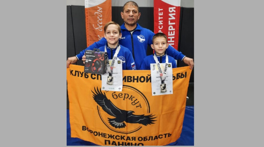 Панинцы взяли 2 «серебра» на соревнованиях по вольной борьбе в Московской области