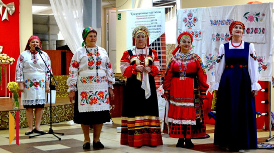 В Воробьевском районе реализовали проект «Вышивка – родник культуры»