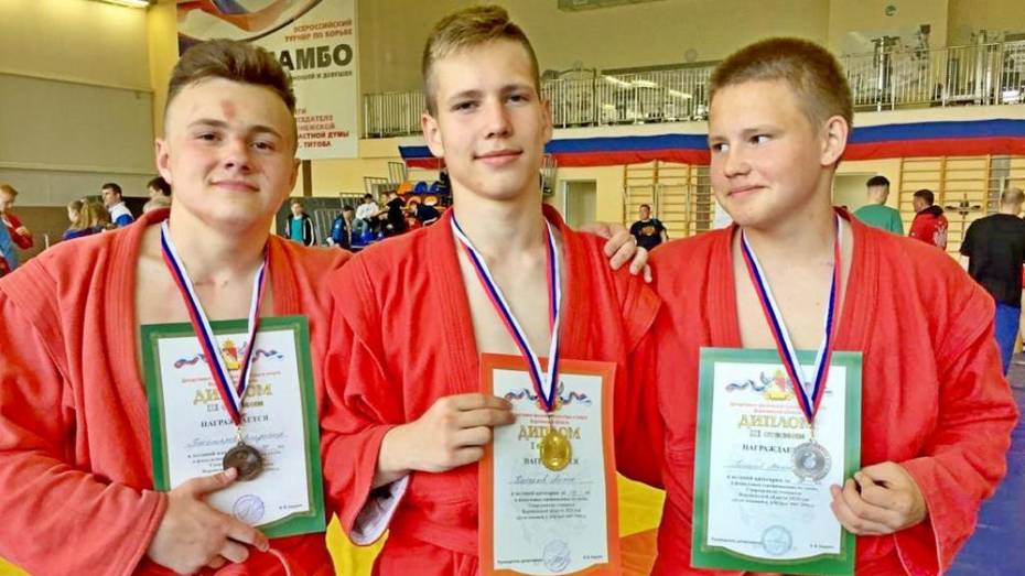 Таловские самбисты завоевали 2 «золота» областной спартакиады учащихся