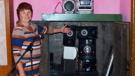 В семилукском сельском доме культуры появилась новая музыкальная аппаратура