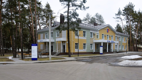 В Павловске Воронежской области открылась новая детская поликлиника за 115 млн рублей