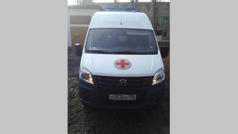 В Борисоглебскую районную больницу поступил новый автомобиль скорой помощи