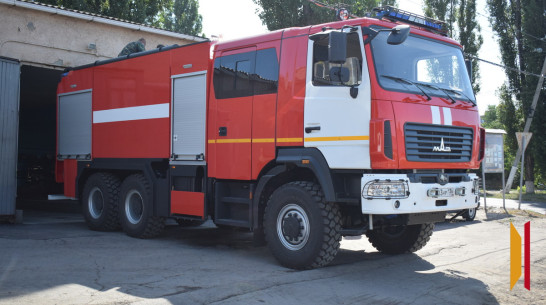 В Подгоренский район передали пожарную автоцистерну белорусского производства