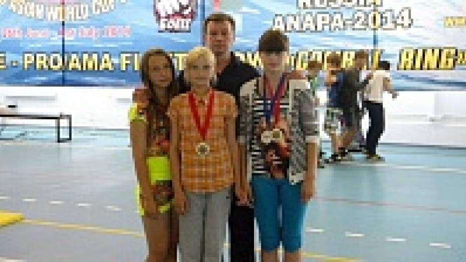 Верхнемамонские школьницы победили на Евро-Азиатском этапе Кубка мира по самообороне