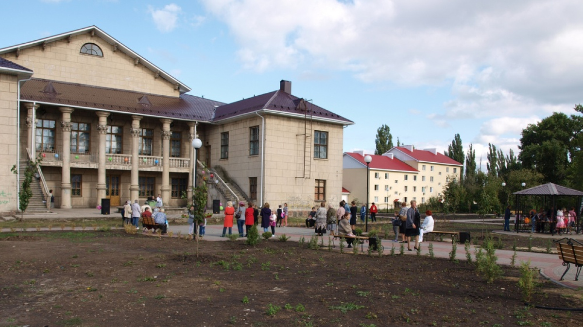 Поселок стрелица воронежская область погода. Стрелица Семилукский район. Воронеж Стрелица дворец культуры. Посёлок Стрелица Семилукского района. Стрелица Семилукский район дом культуры.