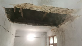 СК начал проверку после обрушения потолка в воронежской двухэтажке