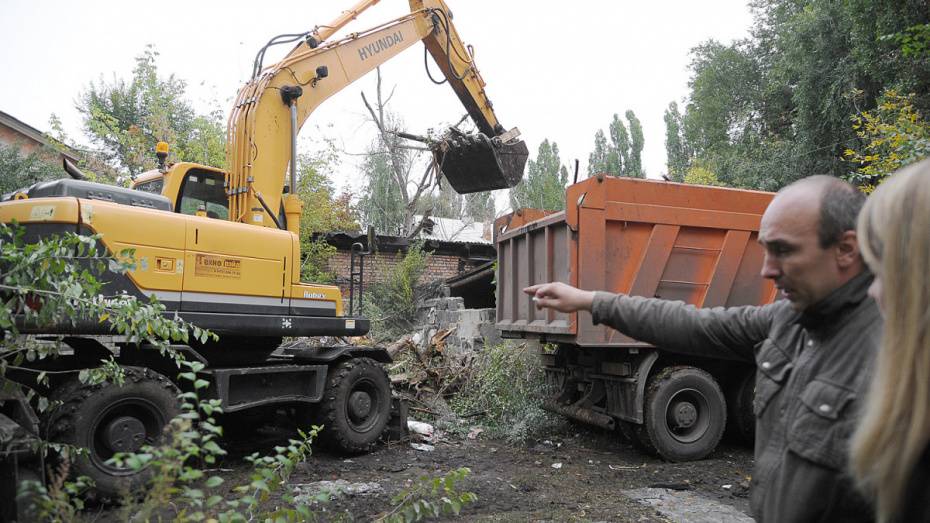 В Воронеже в декабре демонтируют 11 незаконно установленных гаражей 