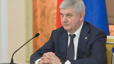 Воронежский губернатор выразил соболезнования родным погибших после взрыва газа на улице Хользунова