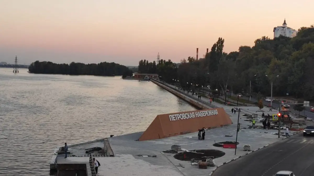 Три новых остановки появятся на Петровской набережной в Воронеже