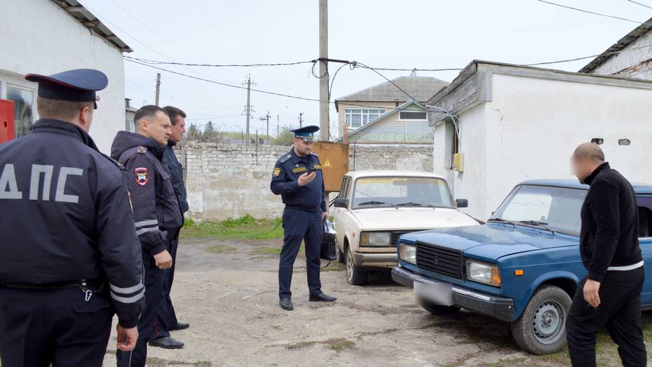 В Терновском районе автовладелец оплатил 43 штрафа после ареста машины