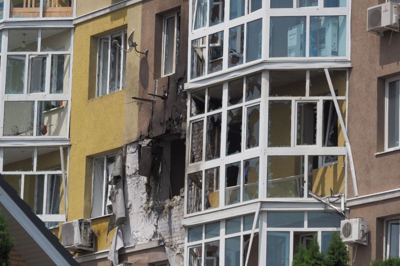 БПЛА упал на жилой дом на улице Белинского в Воронеже
