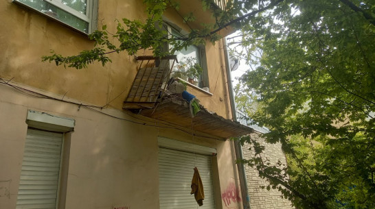 УК прокомментировала гибель женщины при обрушении балкона в центре Воронежа