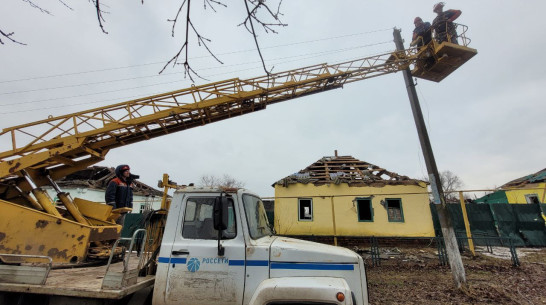 Аварийные службы приступили к работам в селе Петропавловка Воронежской области