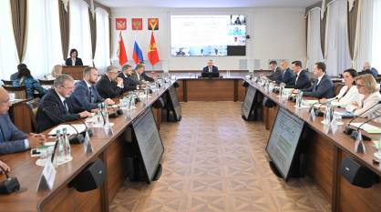 «В Воронежской области справедливая система распределения субсидий по районам»: губернатор Александр Гусев провел выездное заседание в Борисоглебске