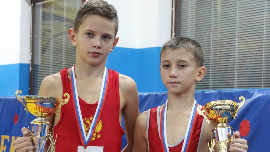 Богучарские борцы завоевали «бронзу» на всероссийском турнире в Тамбове