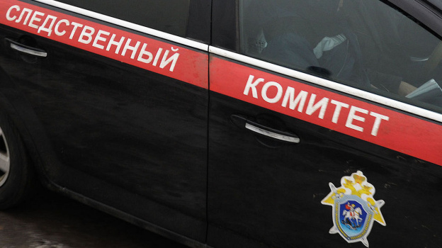Труп 47-летнего мужчины обнаружили под окнами многоэтажки в Воронеже