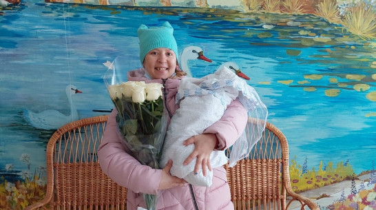 В Россоши эвакуированная из Донбасса женщина благополучно родила сына