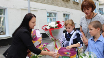 В Воробьевском районе до конца сентября проводится акция «Собери ребенка в школу»