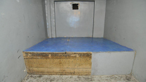 К умершей в полицейском изоляторе Борисоглебска женщине трижды приезжали врачи 