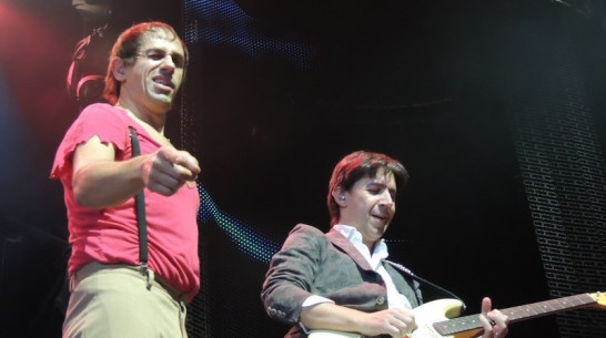 В Воронеже двойник Челентано спародировал Александра Ревву из Comedy Club