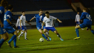 «Факел» завершил футбольную осень победой в воронежском дерби