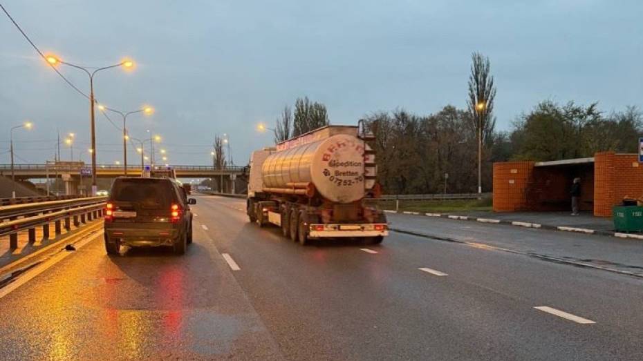 Под Воронежем водитель Land Rover насмерть сбил пешехода