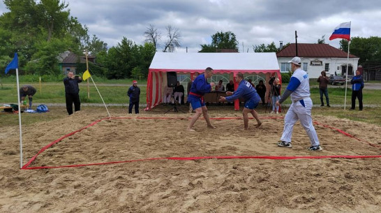 Таловчане дважды победили на областном чемпионате по пляжному самбо