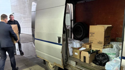 Продукты, одеяла и газовые баллоны передали воронежские предприниматели участникам СВО