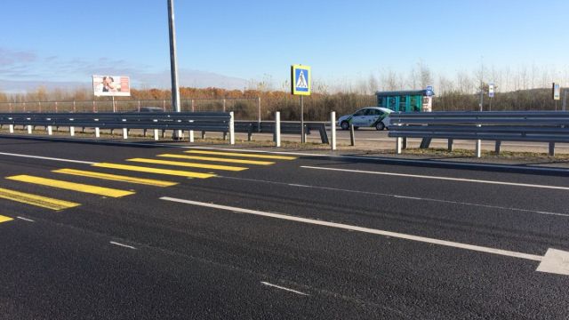 На подъезде к Воронежу открыли временный пешеходный переход