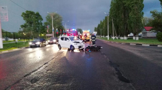 В Павловске 17-летний мотоциклист без прав пострадал в ДТП