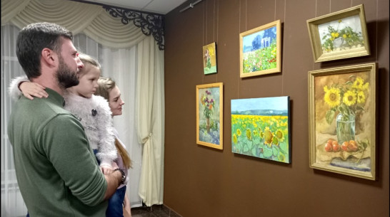 Павловчан пригласили на выставку картин Алексея Трубчанинова «Радость цвета»