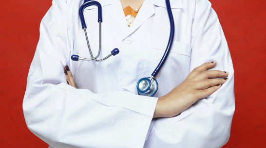 Врач из Воронежа потеряла сбережения после звонка «налоговой службы»