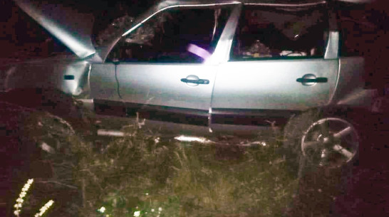 В Воронежской области Chevrolet Niva опрокинулась в кювет: погибла 54-летняя женщина
