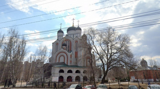 Воронежский судья не позволил украсть пожертвования храма