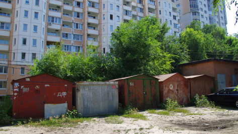 Воронежец захватывал брошенные гаражи, приводил их в порядок и продавал в интернете