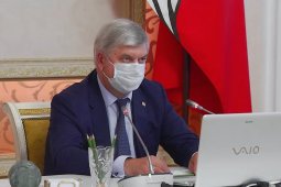 Воронежский губернатор предложил премировать коллективы с 50% привившихся от ковида