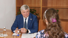 Воронежский губернатор Александр Гусев провел личный прием граждан в Бобровском районе