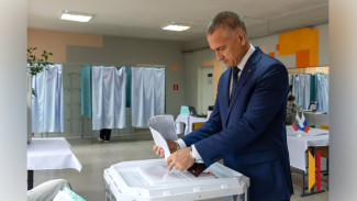 Зампредседателя облправительства Алексей Гиричев проголосовал на выборах депутатов Воронежской областной и городской дум