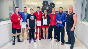 Самбисты из Борисоглебска привезли 10 медалей с турнира в Москве