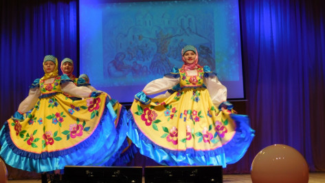 В Бутурлиновке фестиваль «Танцевальная капель» собрал 600 участников