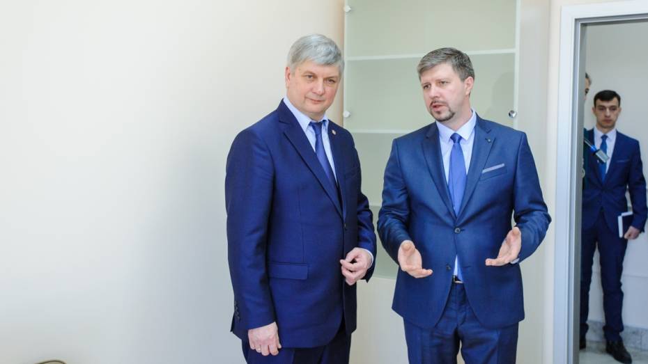 Врио губернатора поучаствовал в открытии центра семейной медицины в Воронеже