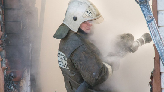 На отдаленном хуторе Нижнедевицкого района сгорел жилой дом 