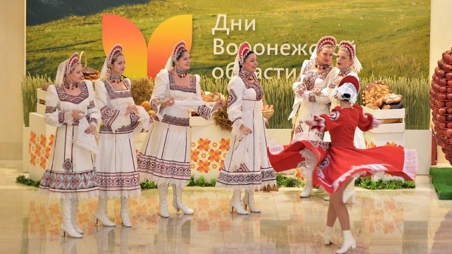 В Совете Федерации РФ открылась выставка о Воронежской области 